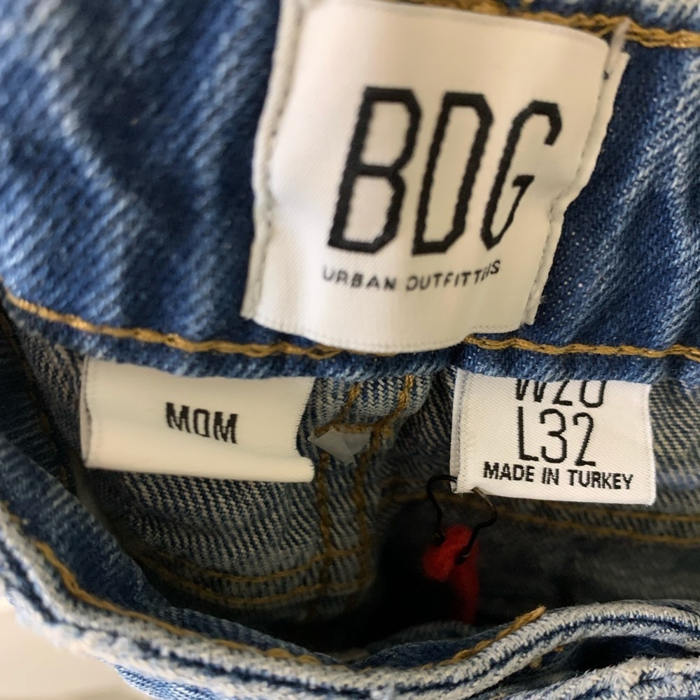 BDG Urban Outfitters Mom Jeans - Picture 7 of 7